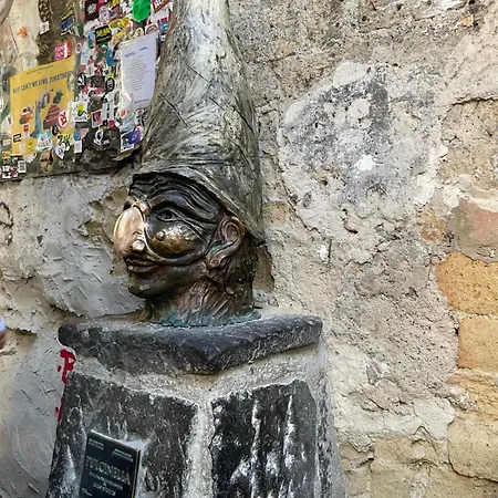 Lägenhet Vincenzino A Spaccanapoli *