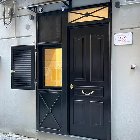 Vincenzino A Spaccanapoli Lägenhet